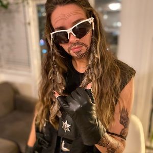 Dog the Bounty Hunter Halloween Costume